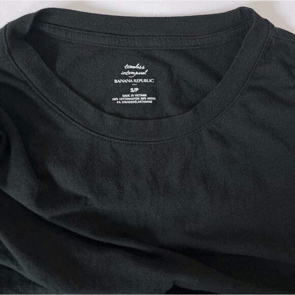 Banana Republic Womens Small Black Tee Short Sleeve Shirt Timeless Intemporel - Picture 3 of 5